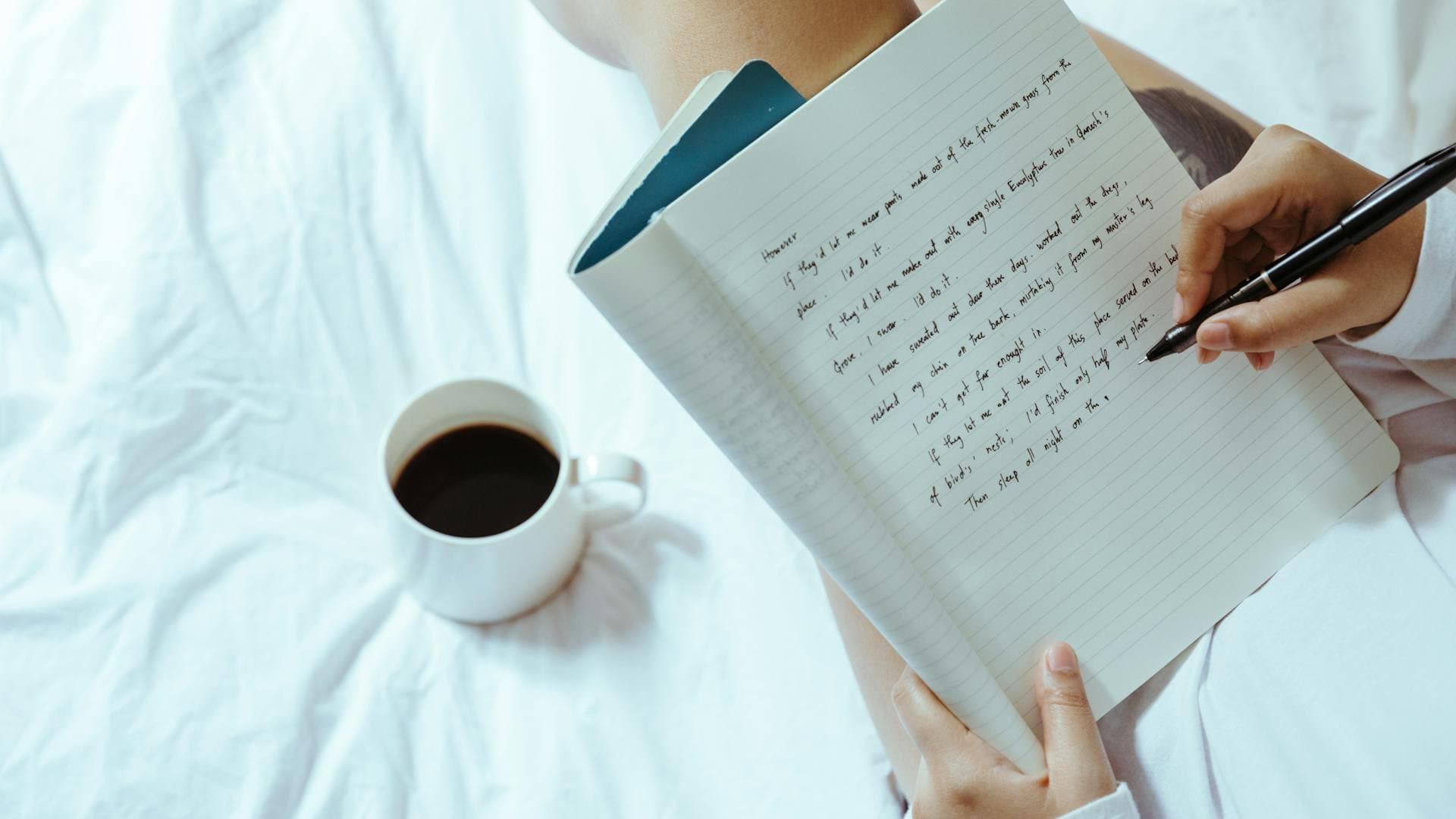 Cover image for The 48-Hour Rule: Why You Shouldn't Force Journaling Right After Landing