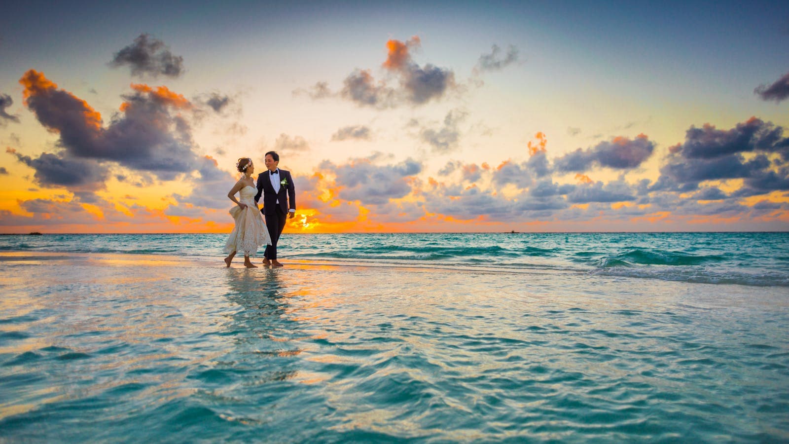 Honeymoon Journaling: How to Document Your First Trip as a Married Couple