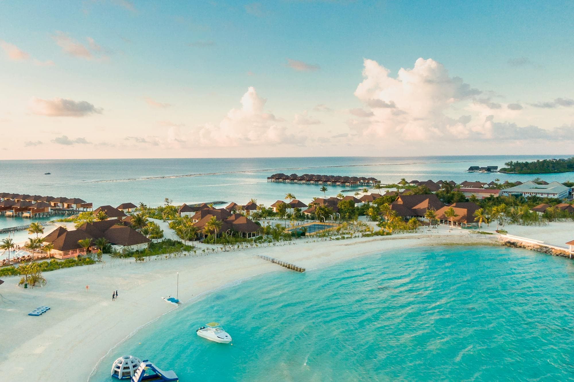 Bora Bora lagoon and Mount Otemanu