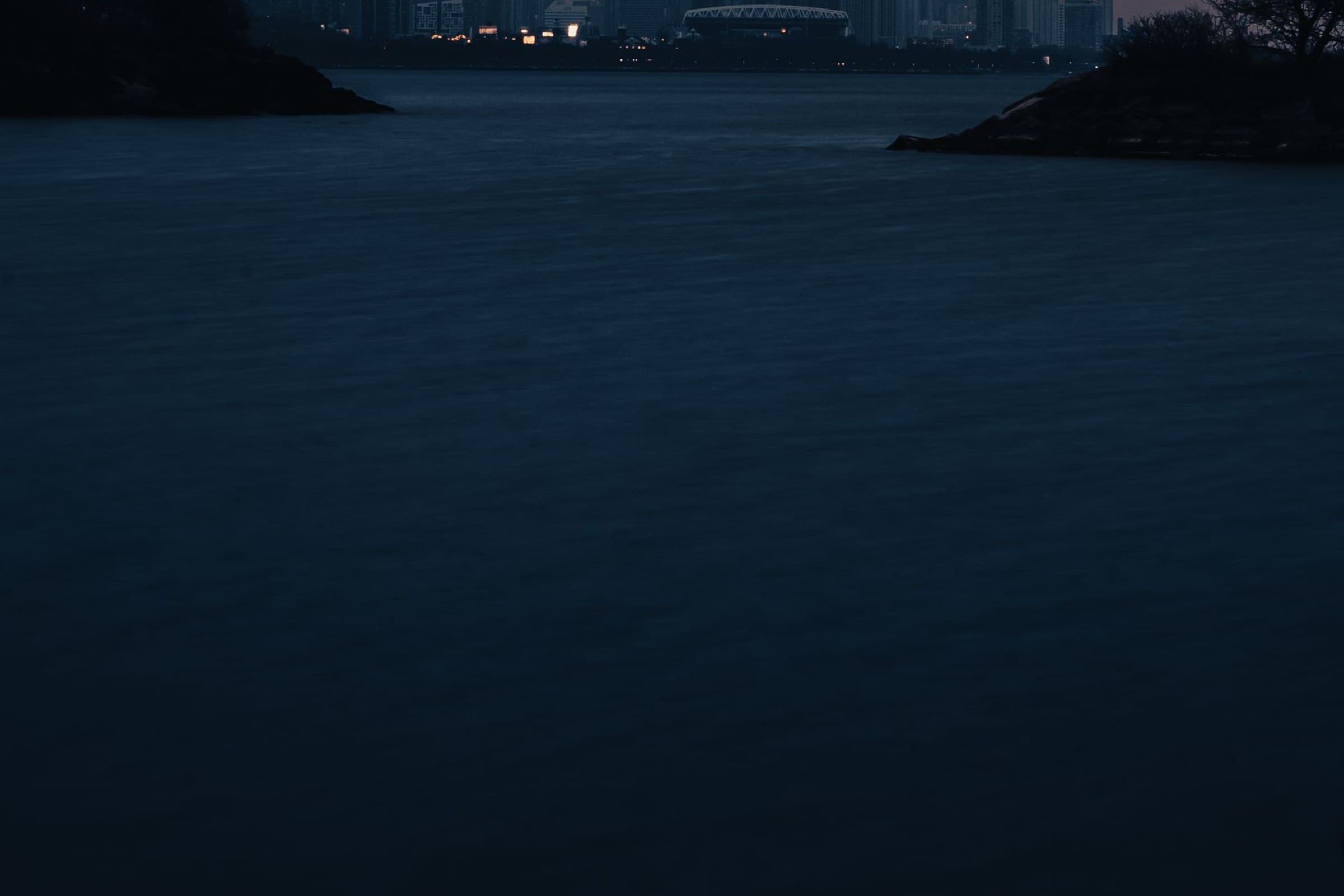 Toronto skyline and CN Tower at dusk